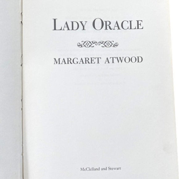 Vintage “Lady Oracle” Margaret Atwood hardcover - Picture 1 of 7